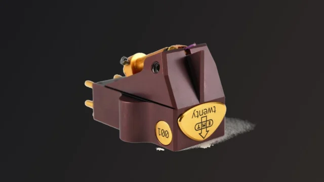 1 of 100 🔢 EMT celebrates 20 years of the JSD line with the JSD twenty, a numbered limited-edition moving-coil cartridge.
MM or MC on your turntable? 👇
Full story via link in bio.
#EMT #cartridge #movingcoil #vinyl #turntable #analog #audiophile #bestofhighend