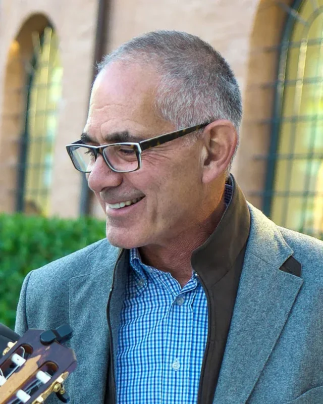 He played jazz double bass before he ever designed a circuit 🎶
Mark Levinson brought a musician's ear to audio engineering. In 1974 his LNP-2 preamplifier gave a whole category its name: high-end. Swipe through his story, from the LNP-2 and Cello to Daniel Hertz today.
Our new Industry Icon via the link in bio.
Which audio legend should we feature next? 👇
#MarkLevinson #IndustryIcons #LNP2 #highendaudio #hifi #audiophile #audiohistory #bestofhighend
