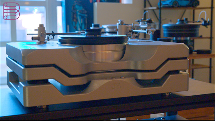 technology-behind-the-acoustical-systems-astellar-turntable-3